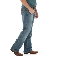 Wrangler Jeans: Men's WRT20RT Rocky Top Wrangler Retro Boot Cut Jean -Work Clothes Discount Store wrt20rt bs01 swbb prd